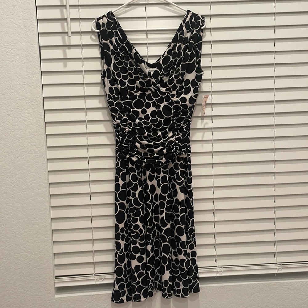 Dress barn